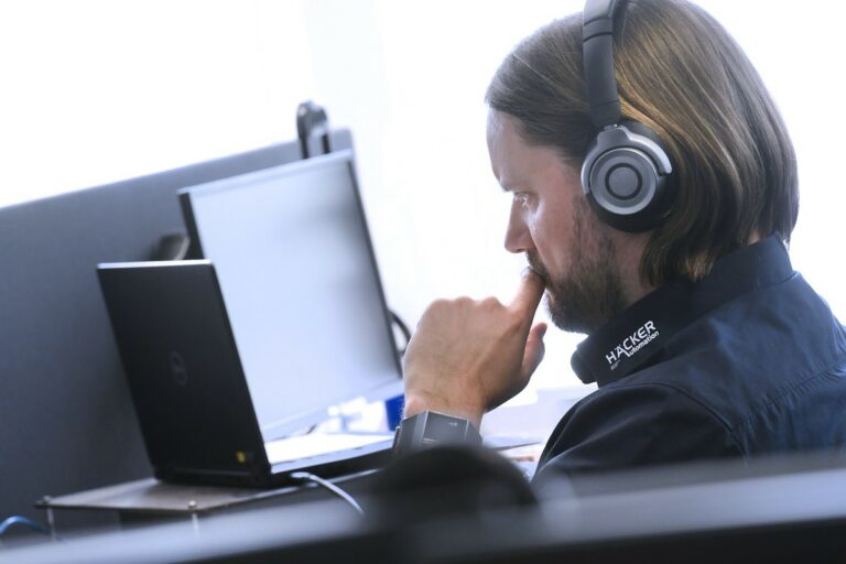 Häcker Manufacturing Services EMS-Dienstleister Kontakt